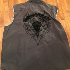 Men’s Harley Davidson shirt